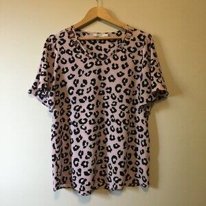 Ricki's Leopard Print Flutter Sleeve Cut Out Collar Top - Medium